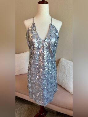 NWT Lucy Paris Mini Dress Silver Sequins Women’s S Criss Cross Straps Party Glam